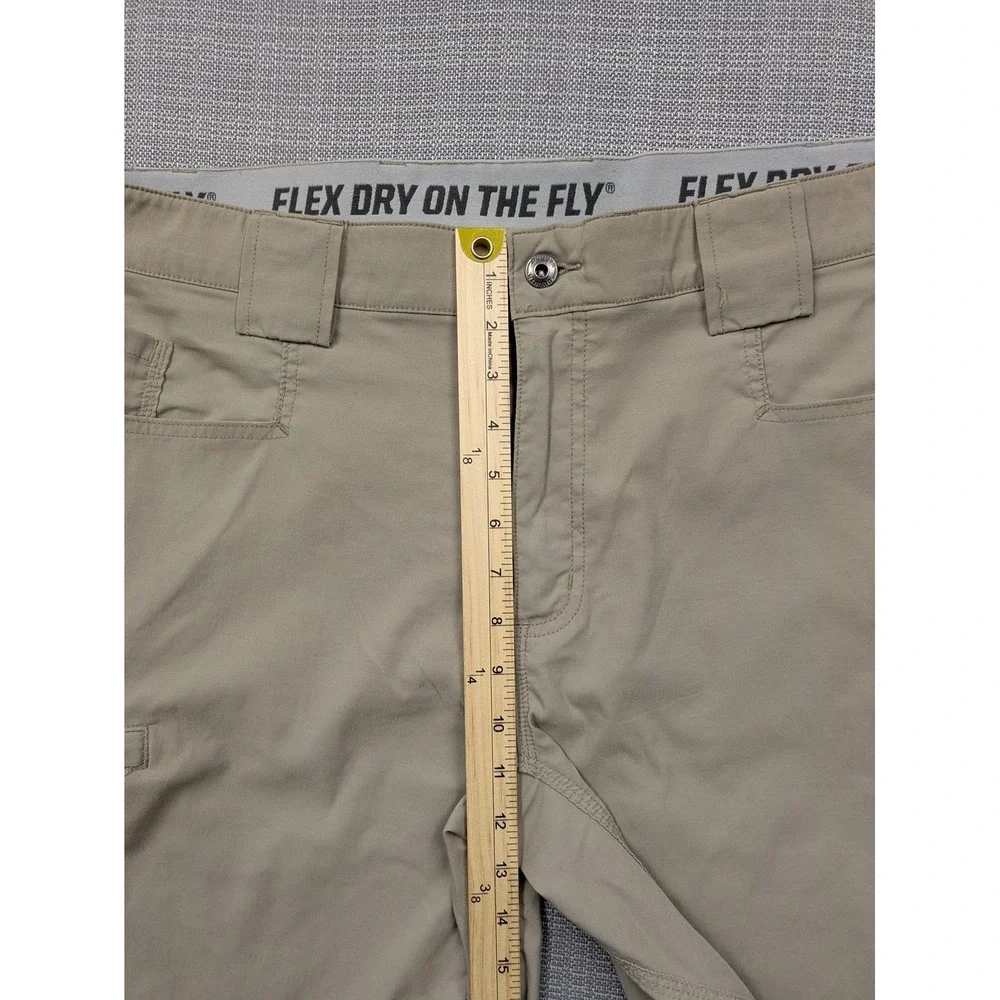 Duluth Trading Co Shorts Mens 38 Beige Flex Dry On-The-Fly Chino 11 Inseam